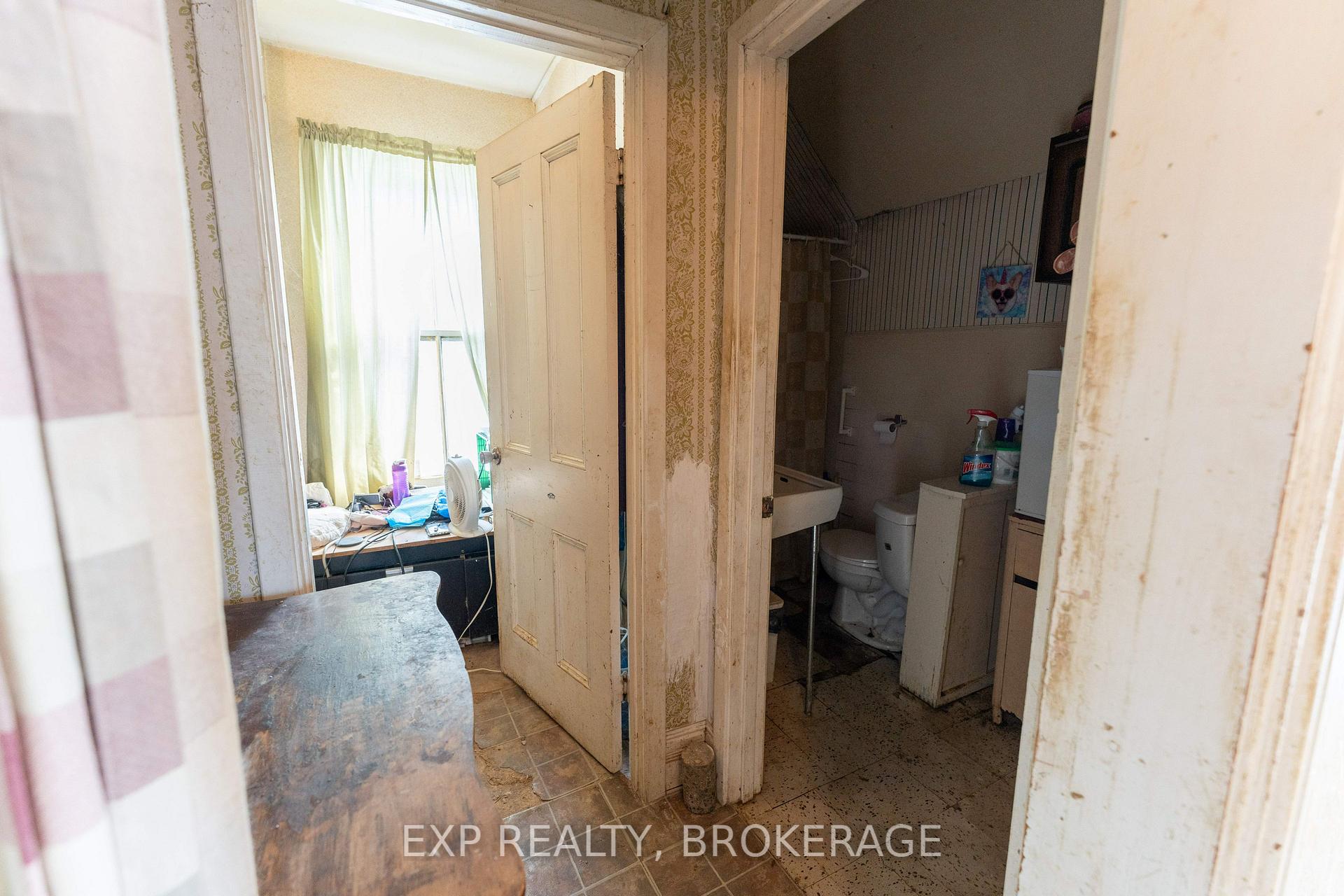 Photo 11 of 4054 Perth Road, Frontenac, Frontenac South — HOMEH