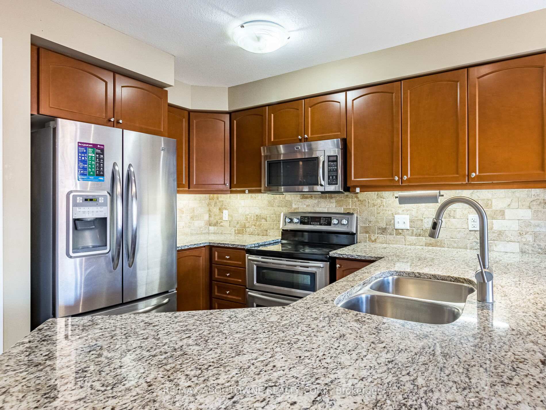 Photo 25 of 101 Norma Crescent, Guelph, Victoria North — HOMEH