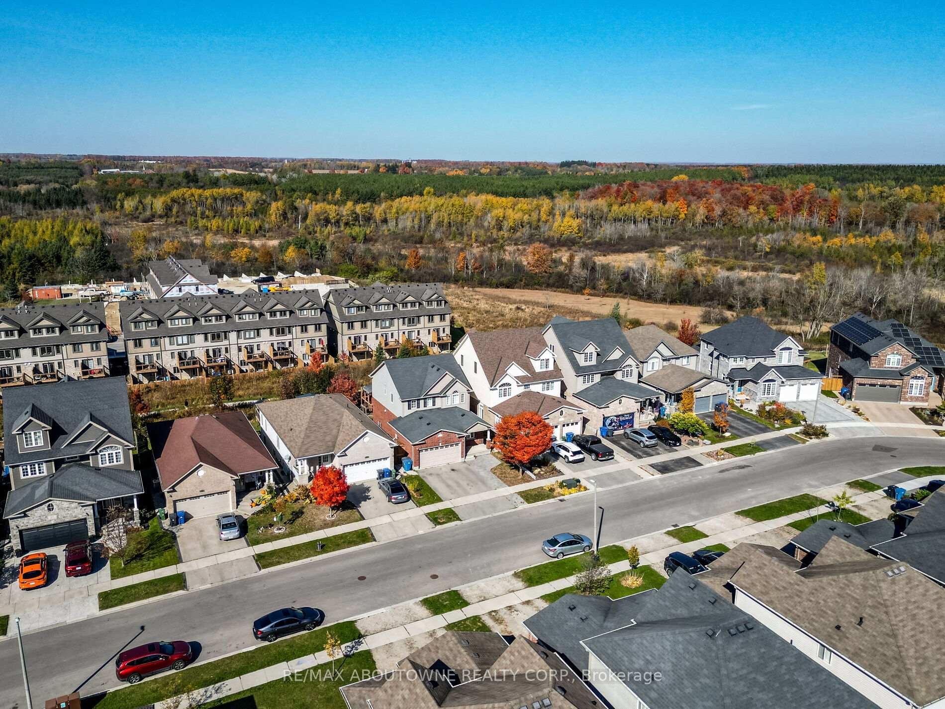 Photo 33 of 101 Norma Crescent, Guelph, Victoria North — HOMEH