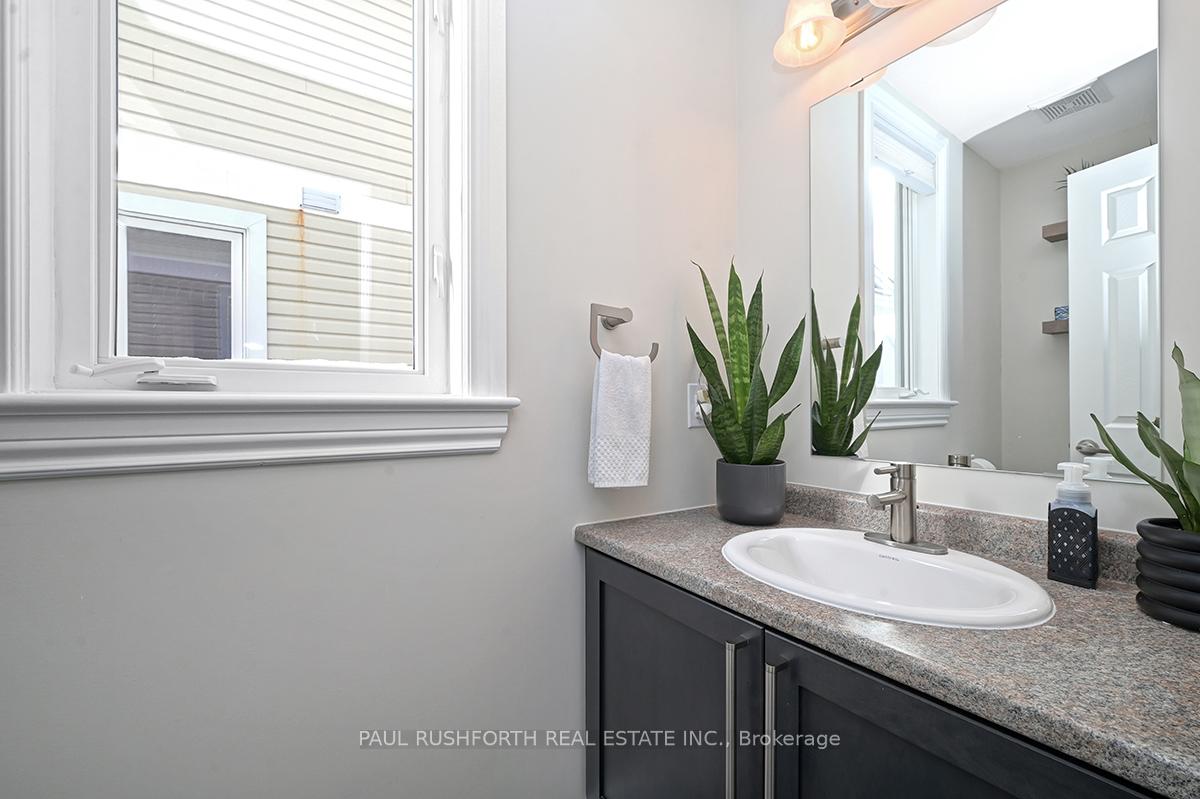 Photo 13 of 60 Bert Hall Street, Arnprior — HOMEH