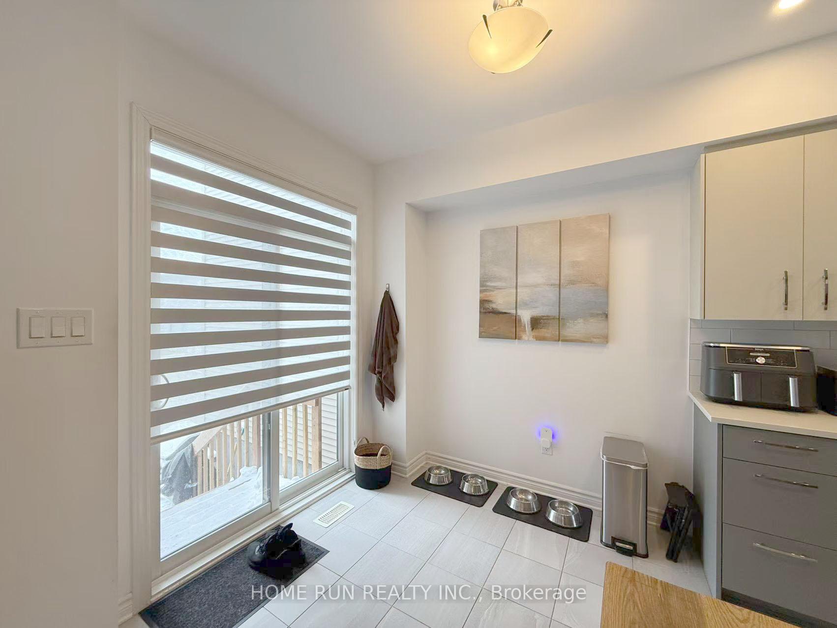 Photo 6 of 323 Big Dipper Street, Ottawa, Riverside South/Gloucester Glen — HOMEH