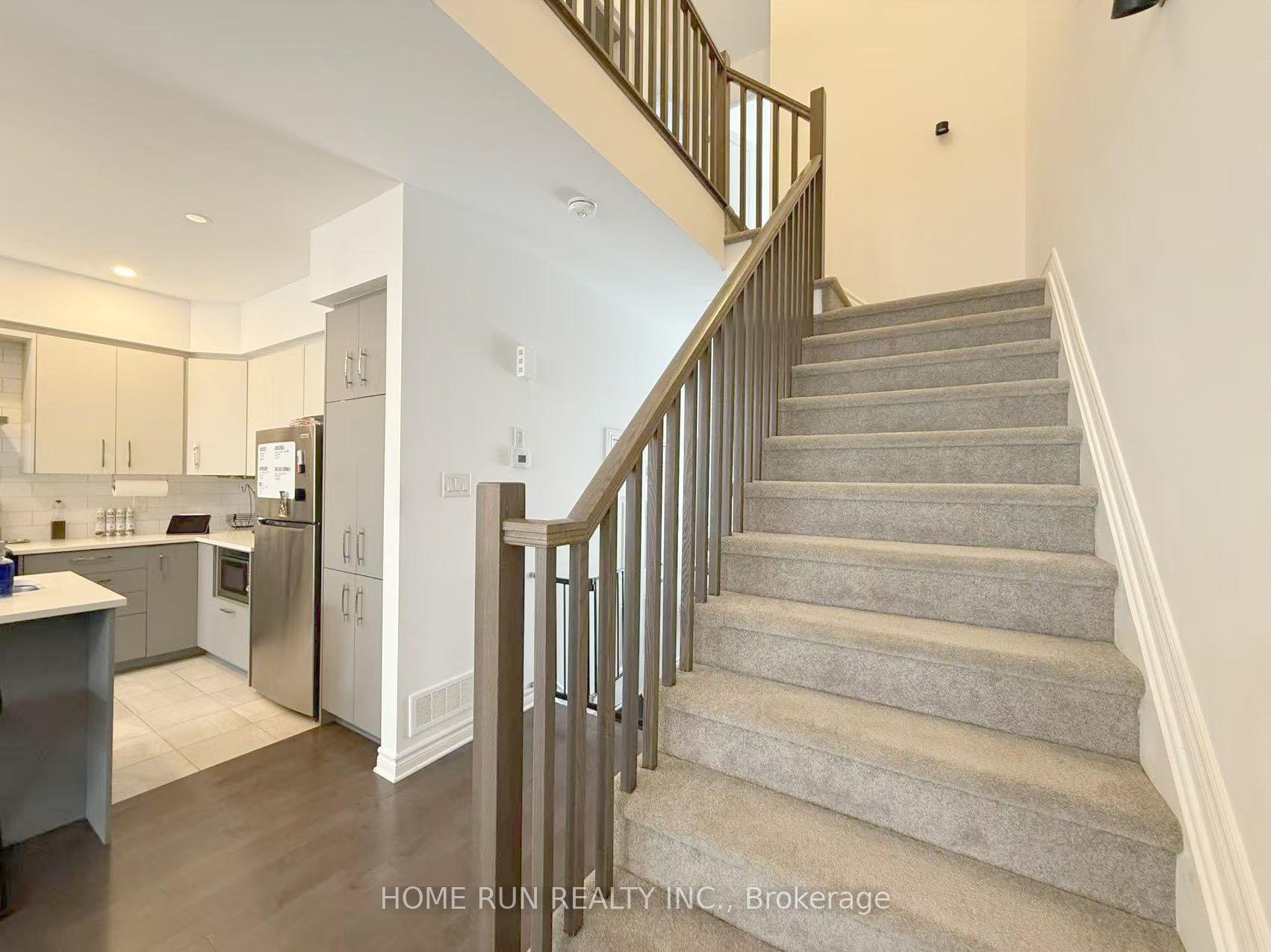 Photo 15 of 323 Big Dipper Street, Ottawa, Riverside South/Gloucester Glen — HOMEH