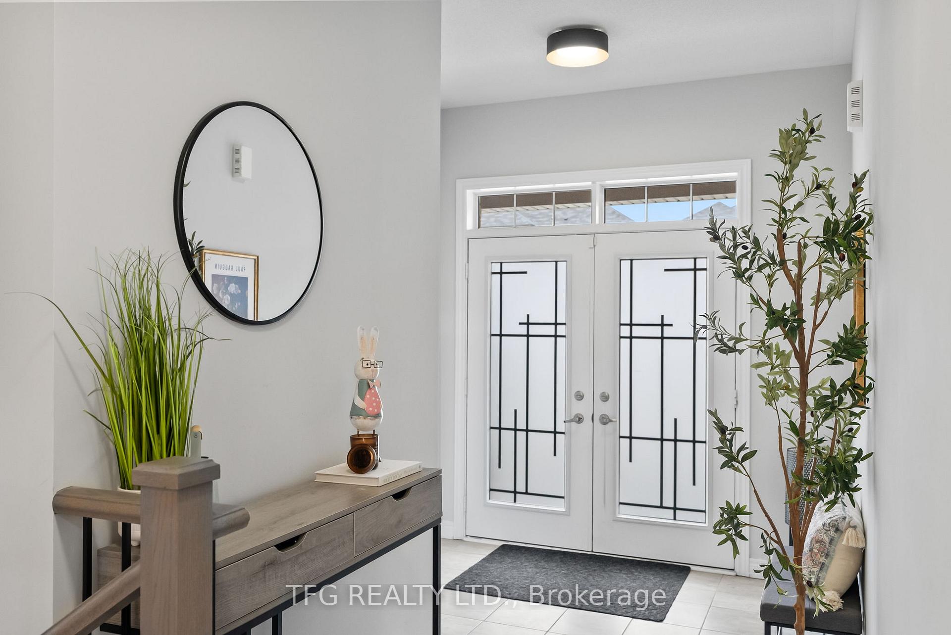 Photo 4 of 162 Woolacott Lane, Clarington, Bowmanville — HOMEH