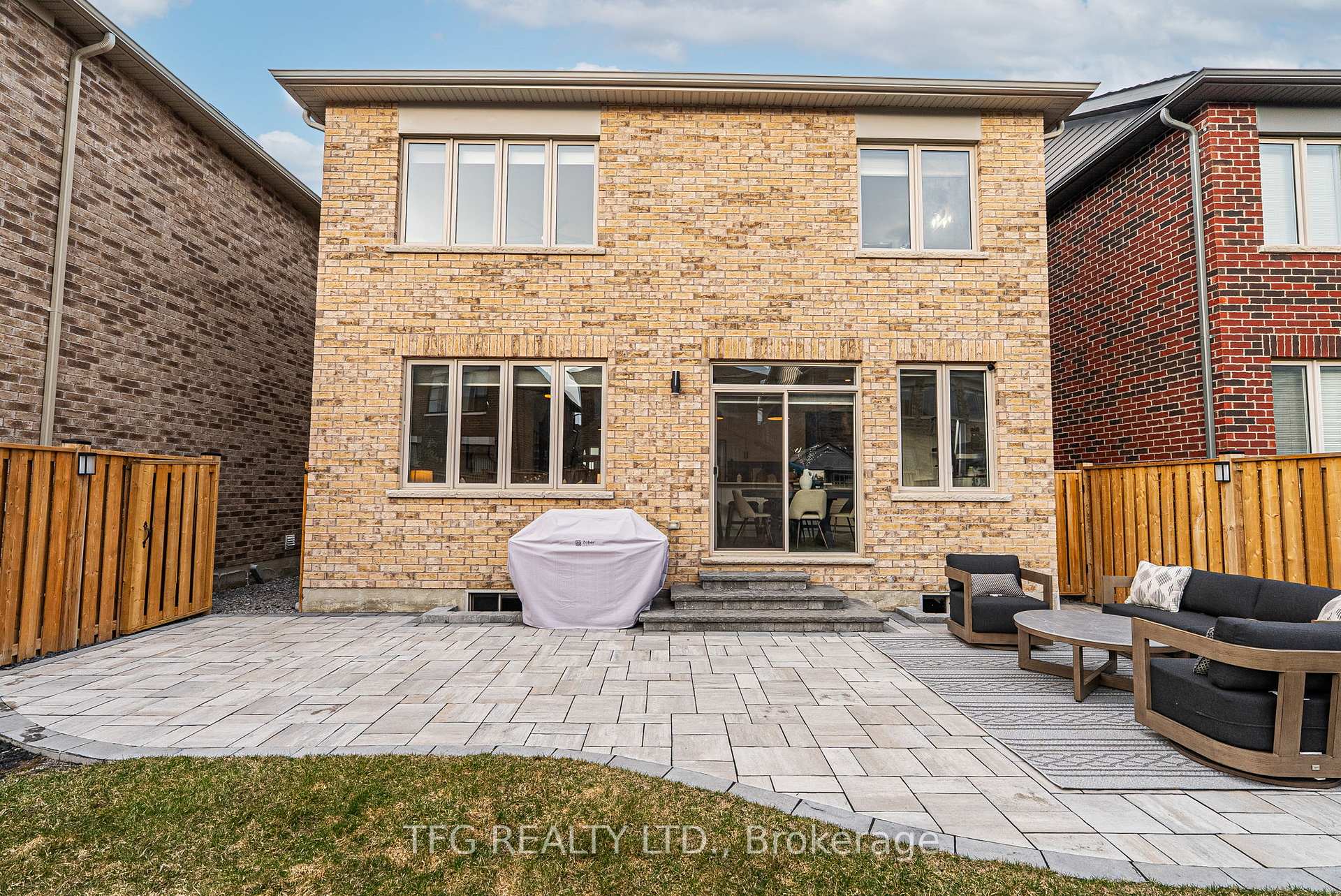 Photo 15 of 162 Woolacott Lane, Clarington, Bowmanville — HOMEH