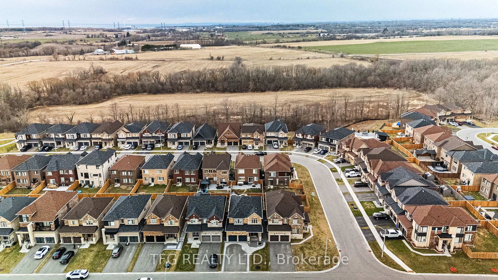 Photo 19 of 162 Woolacott Lane, Clarington, Bowmanville — HOMEH