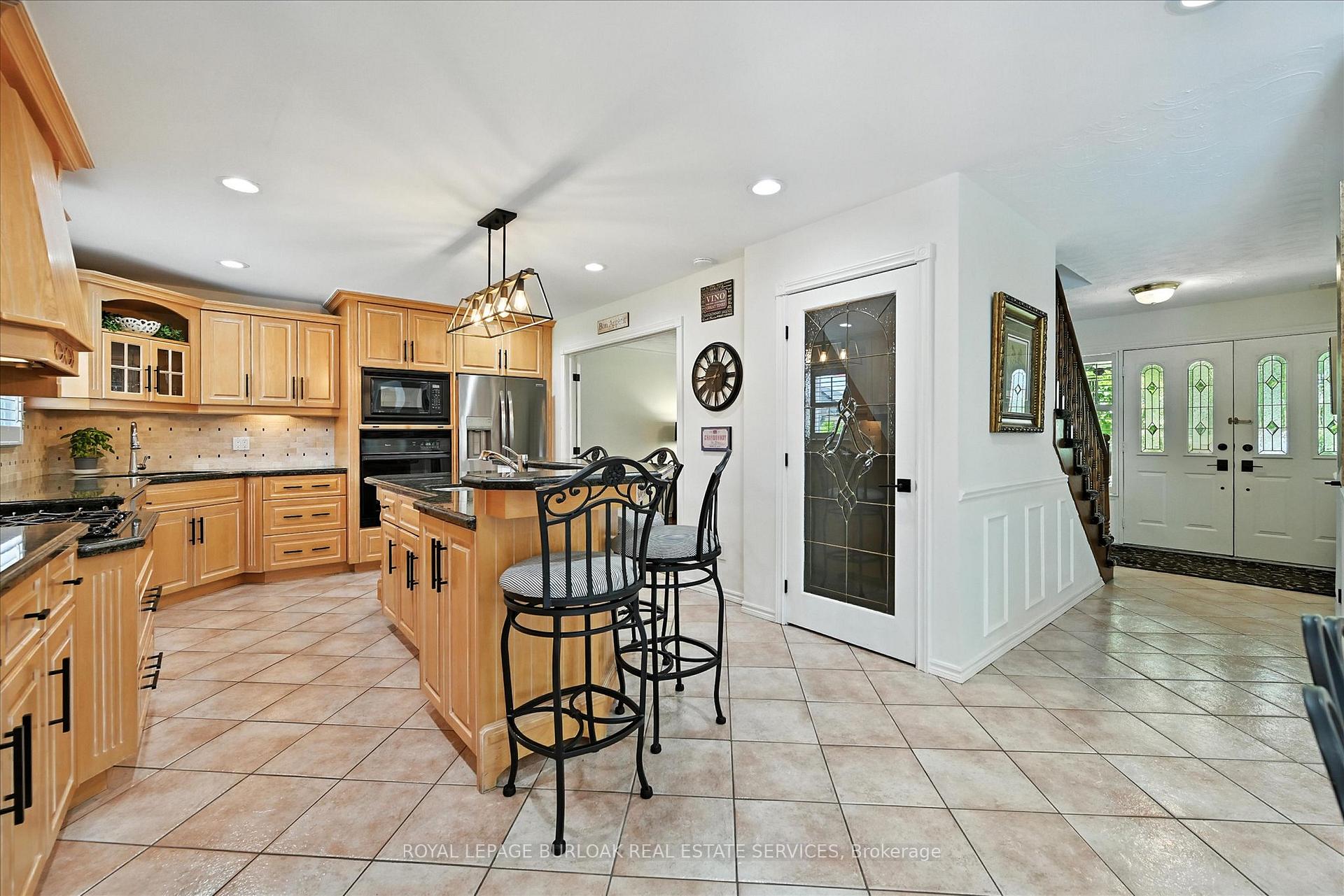 Photo 8 of 59 Corman Place, Hamilton, Stoney Creek — HOMEH