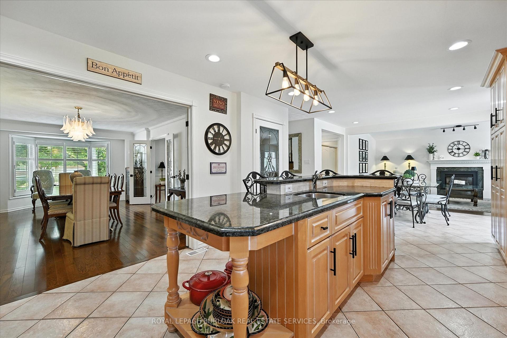 Photo 10 of 59 Corman Place, Hamilton, Stoney Creek — HOMEH