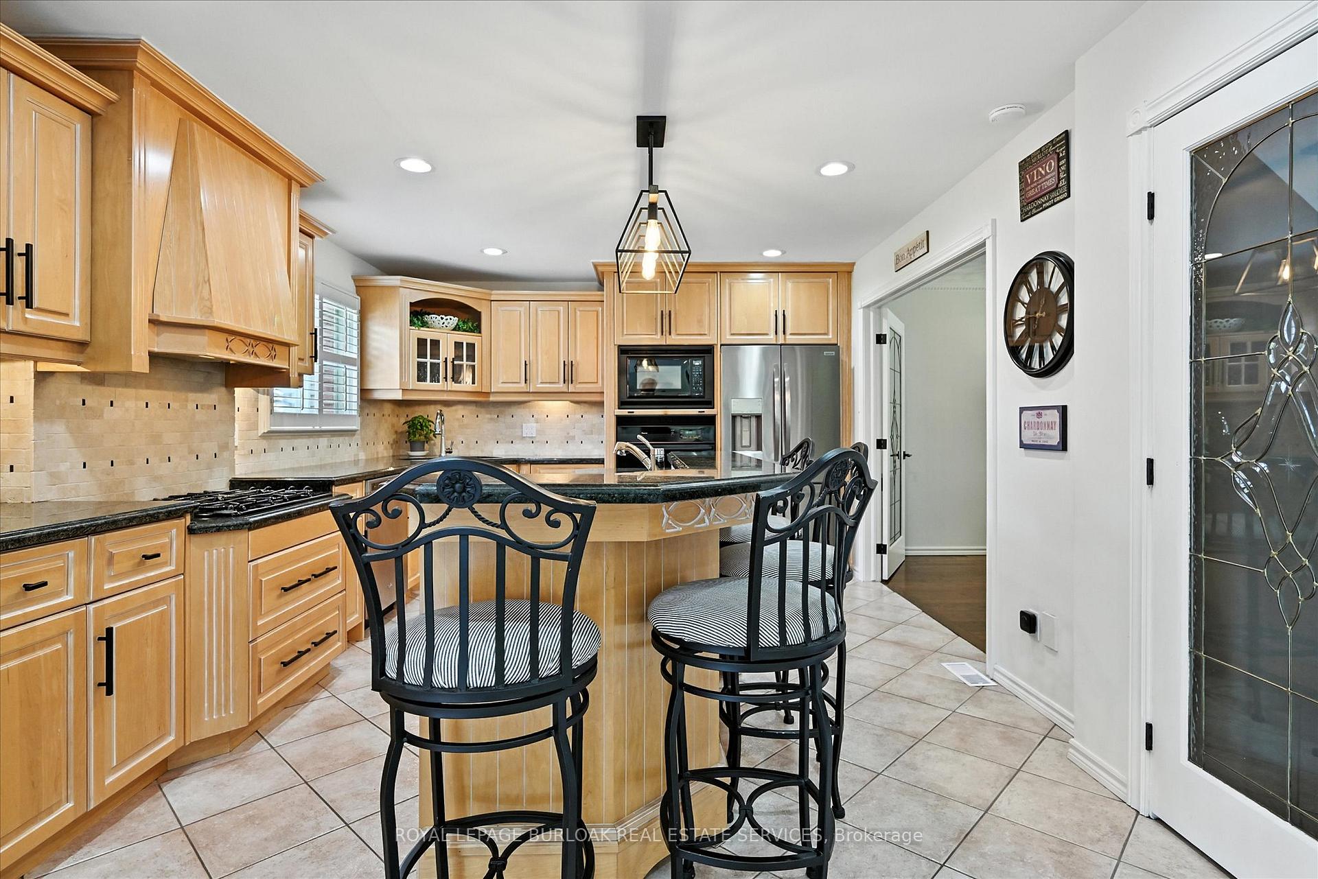 Photo 12 of 59 Corman Place, Hamilton, Stoney Creek — HOMEH