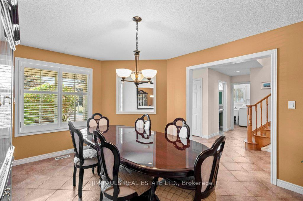 Photo 7 of 66 Foxtrot Drive, Hamilton, Stoney Creek Mountain — HOMEH