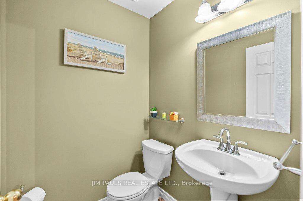 Photo 21 of 66 Foxtrot Drive, Hamilton, Stoney Creek Mountain — HOMEH