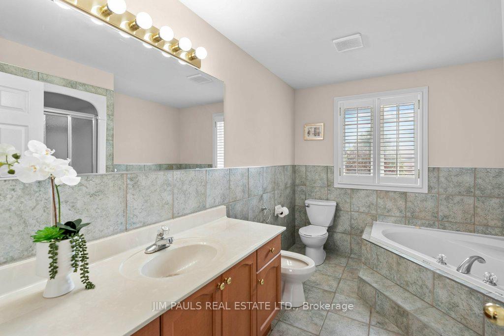 Photo 26 of 66 Foxtrot Drive, Hamilton, Stoney Creek Mountain — HOMEH