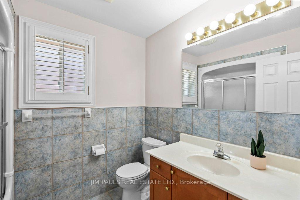 Photo 34 of 66 Foxtrot Drive, Hamilton, Stoney Creek Mountain — HOMEH