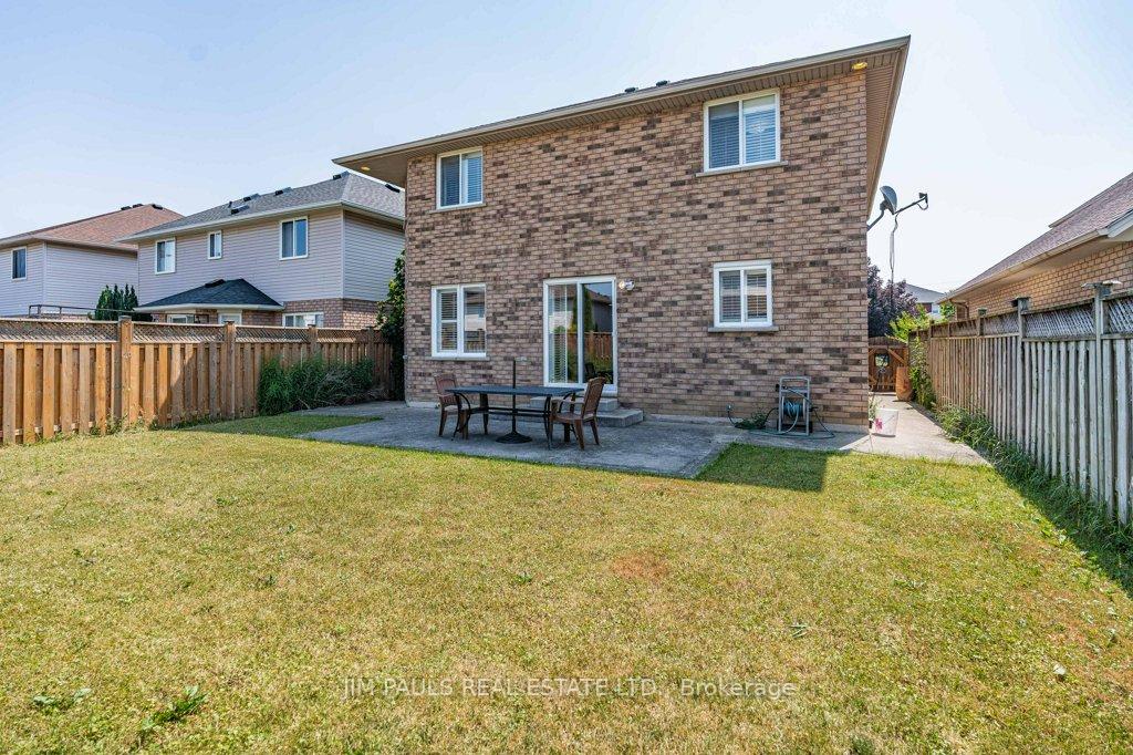 Photo 36 of 66 Foxtrot Drive, Hamilton, Stoney Creek Mountain — HOMEH
