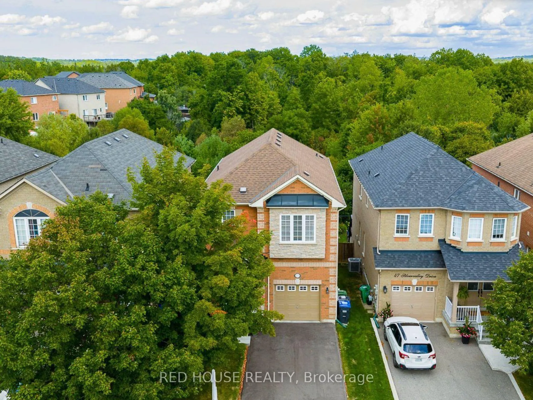 Front of Unit UPPER, 45 Silvervalley Drive
