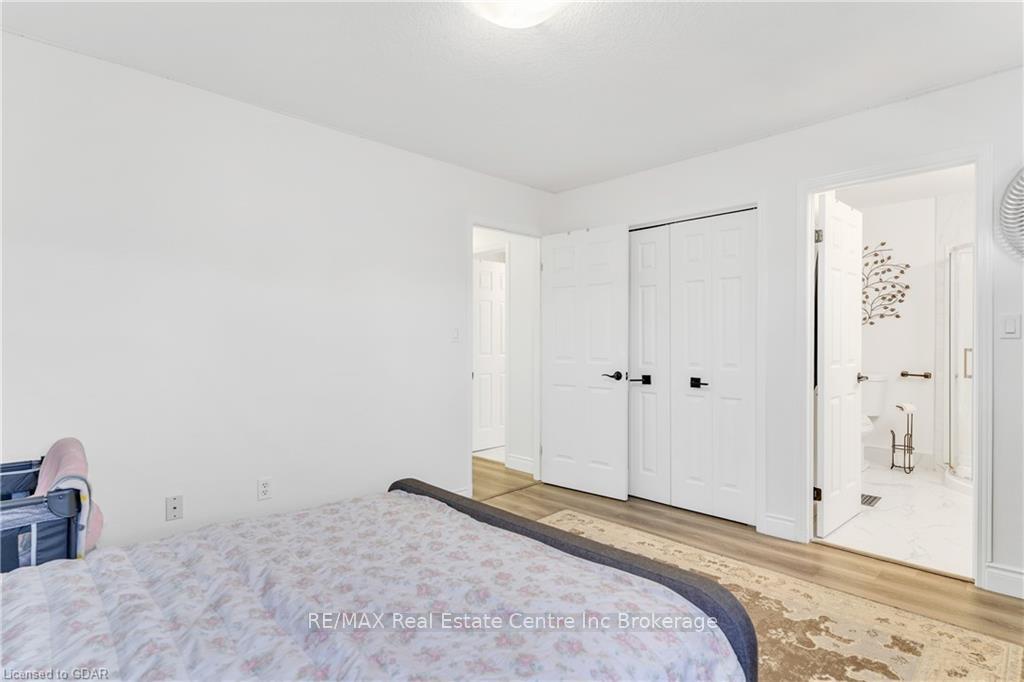 Photo 27 of 7 Drohan Drive, Guelph, Clairfields/Hanlon Business Park — HOMEH
