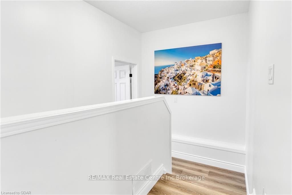 Photo 30 of 7 Drohan Drive, Guelph, Clairfields/Hanlon Business Park — HOMEH