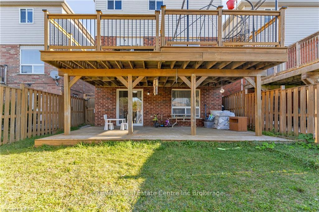 Photo 31 of 7 Drohan Drive, Guelph, Clairfields/Hanlon Business Park — HOMEH