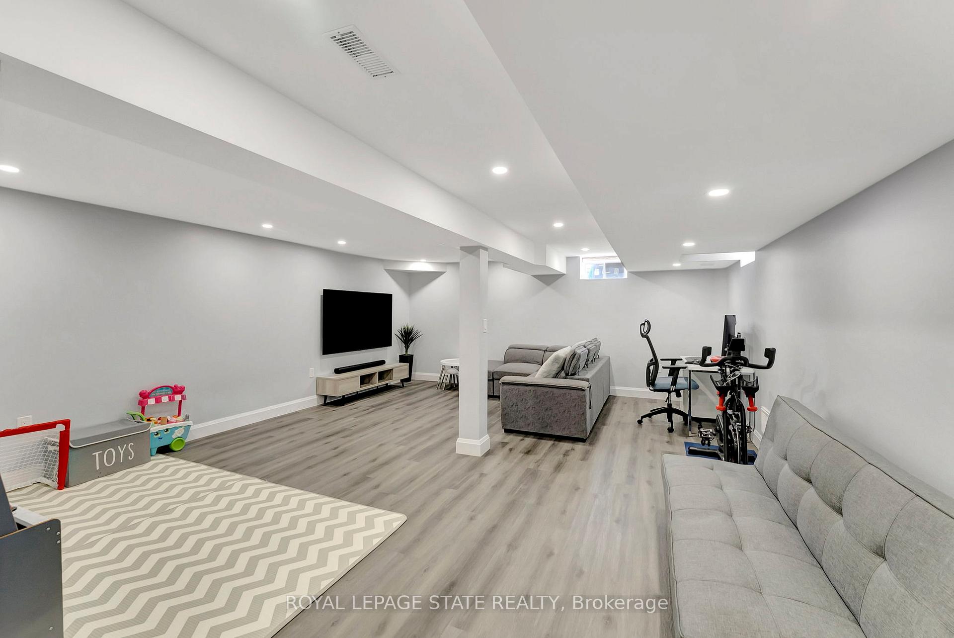 Photo 31 of 139 Lormont Boulevard, Hamilton, Stoney Creek Mountain — HOMEH
