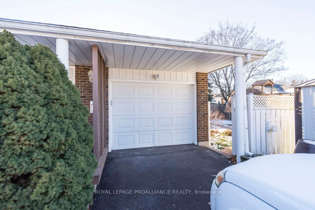 Photo 32 of 1 Stavebank Road, Belleville, Belleville Ward — HOMEH