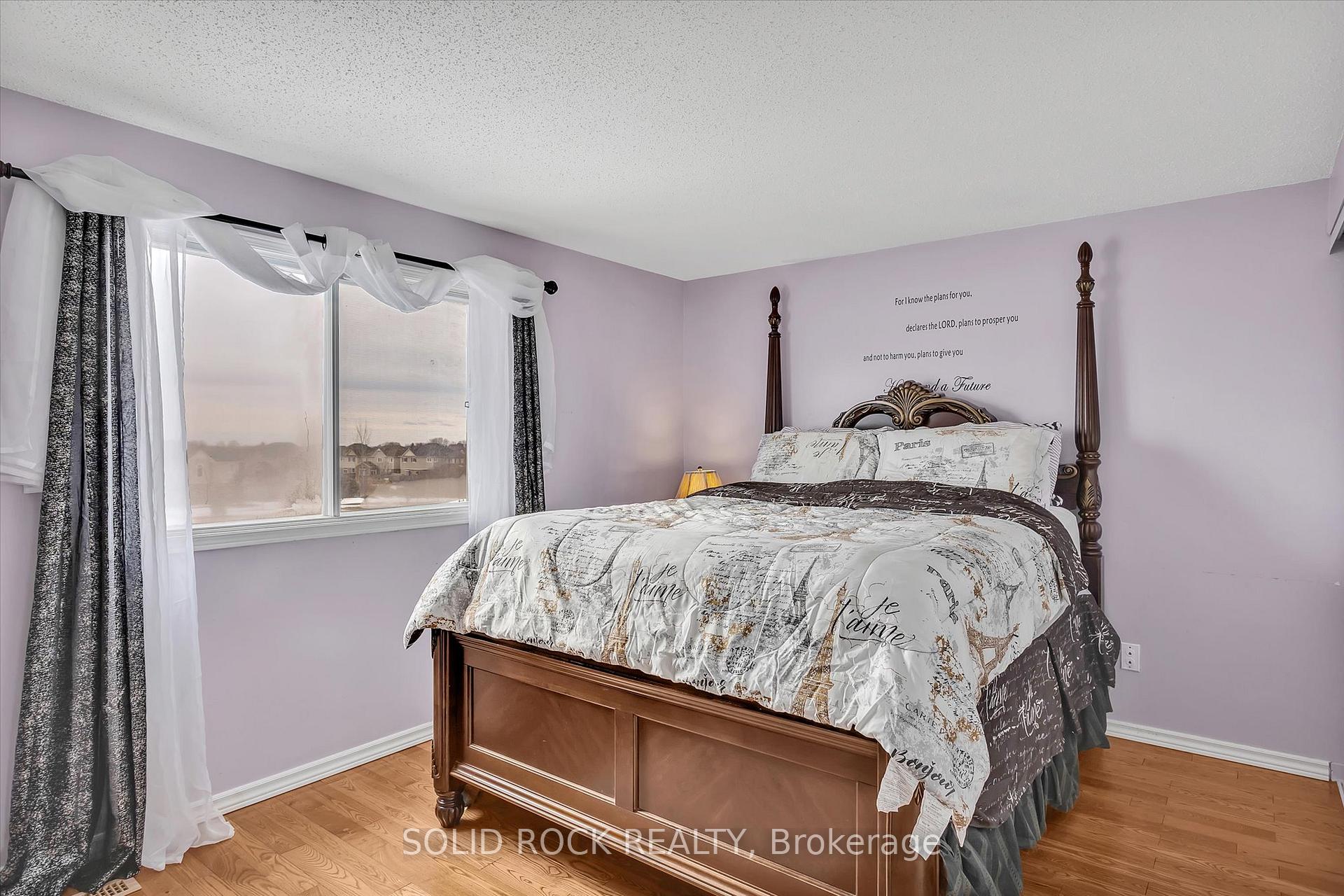 Photo 19 of 74 John Walter Crescent, Clarington, Courtice — HOMEH