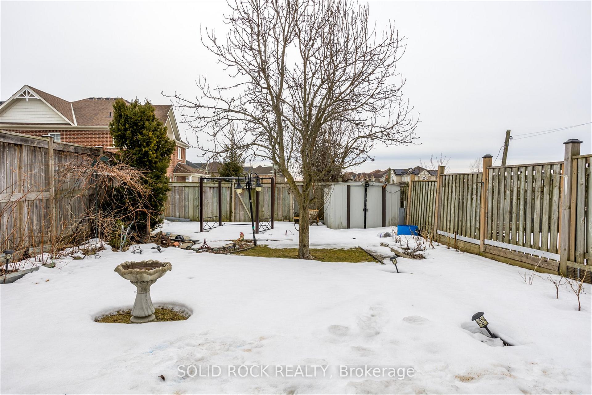 Photo 39 of 74 John Walter Crescent, Clarington, Courtice — HOMEH