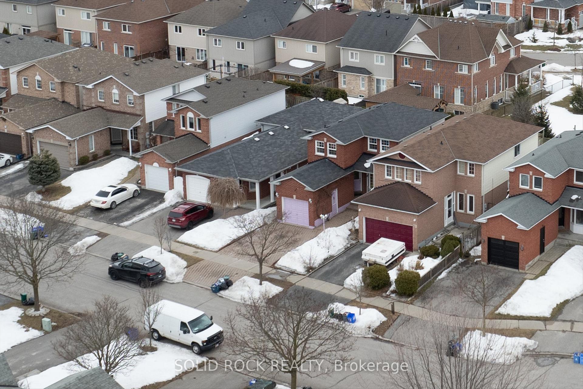 Photo 40 of 74 John Walter Crescent, Clarington, Courtice — HOMEH