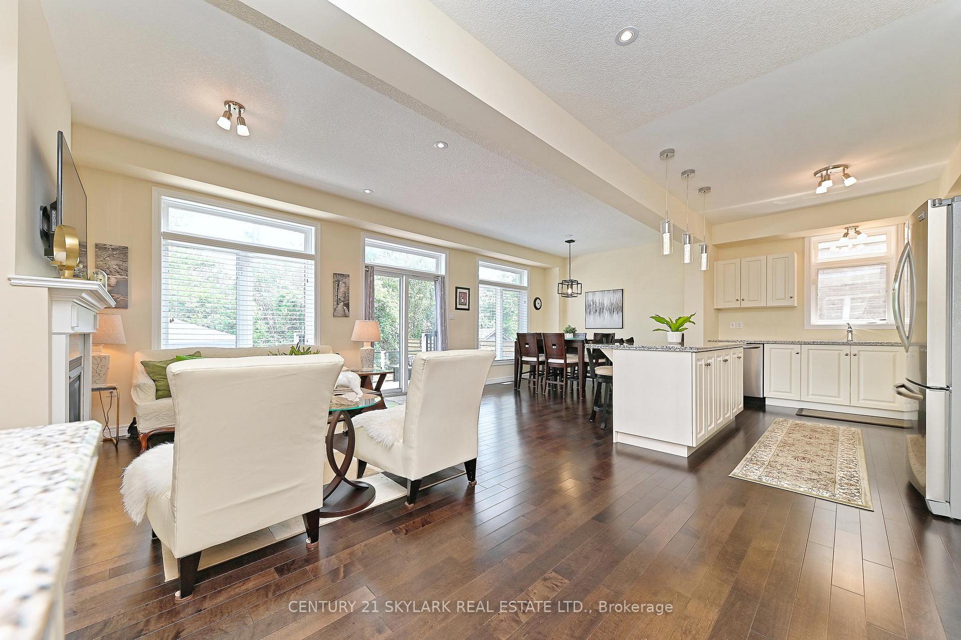 Photo 18 of 72 Winslow Way, Hamilton, Stoney Creek Mountain — HOMEH