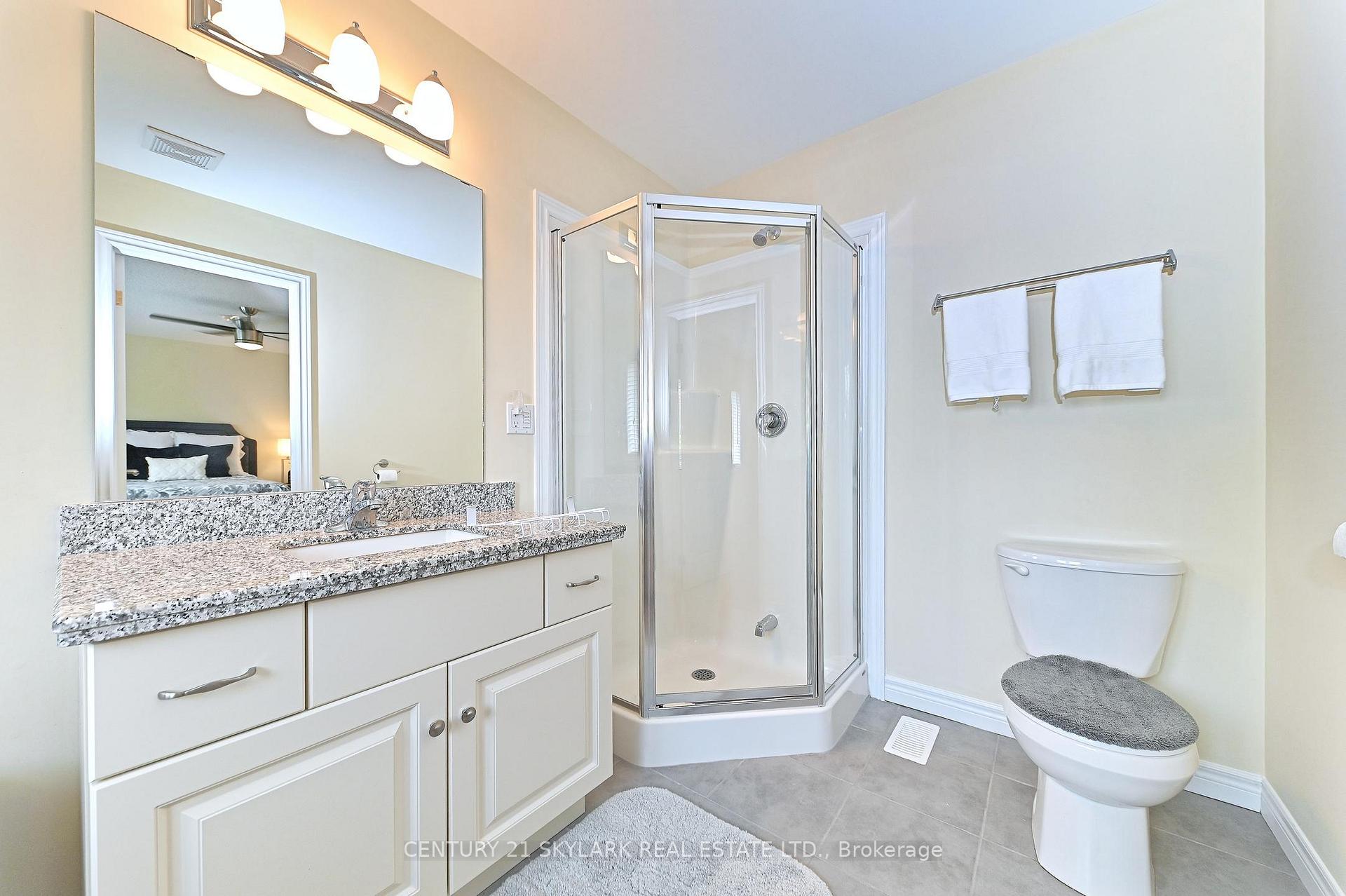 Photo 25 of 72 Winslow Way, Hamilton, Stoney Creek Mountain — HOMEH