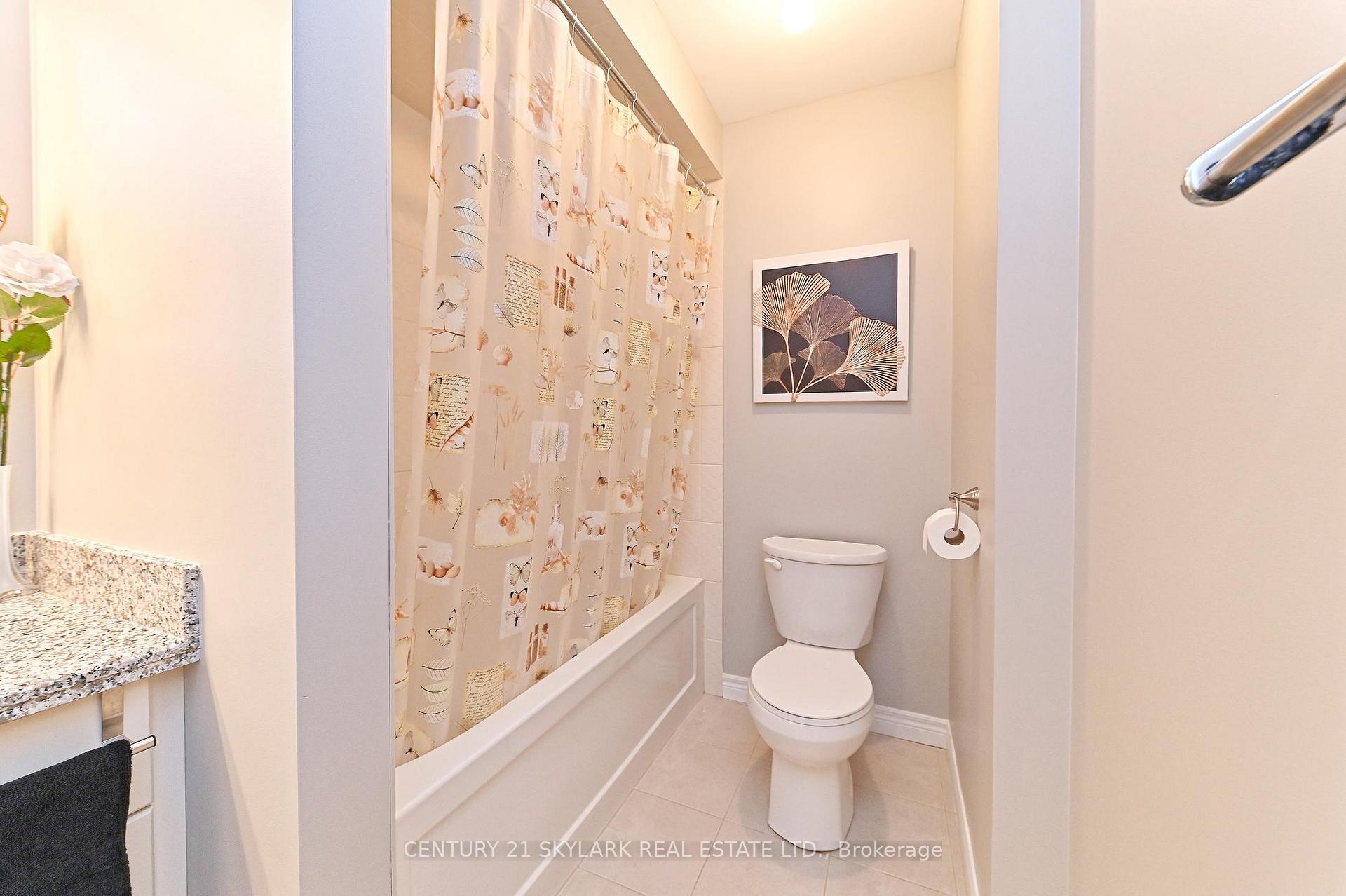Photo 28 of 72 Winslow Way, Hamilton, Stoney Creek Mountain — HOMEH