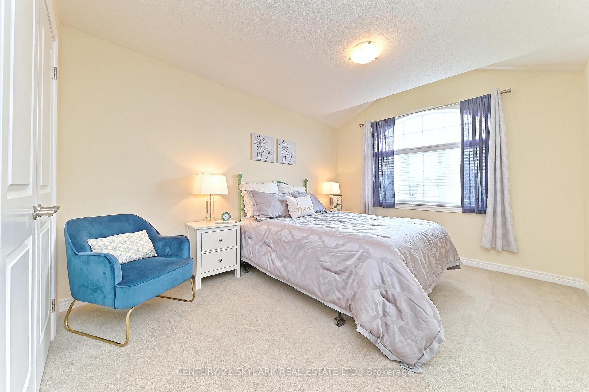 Photo 30 of 72 Winslow Way, Hamilton, Stoney Creek Mountain — HOMEH