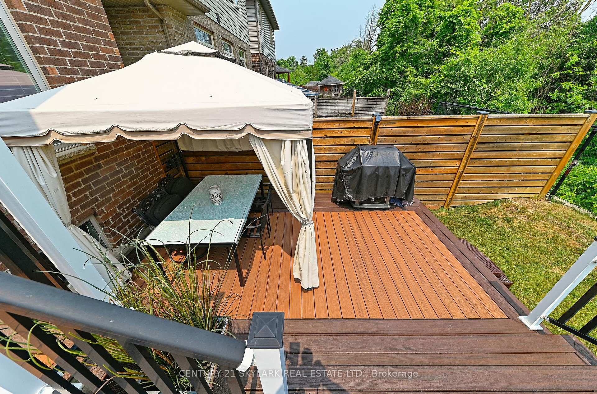 Photo 42 of 72 Winslow Way, Hamilton, Stoney Creek Mountain — HOMEH