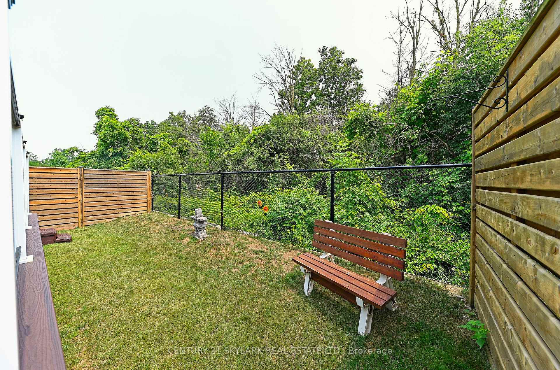 Photo 46 of 72 Winslow Way, Hamilton, Stoney Creek Mountain — HOMEH