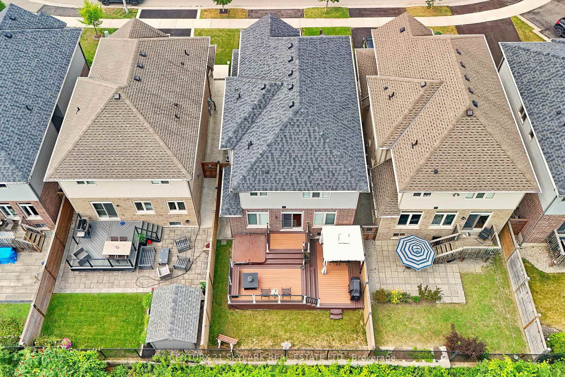 Photo 48 of 72 Winslow Way, Hamilton, Stoney Creek Mountain — HOMEH
