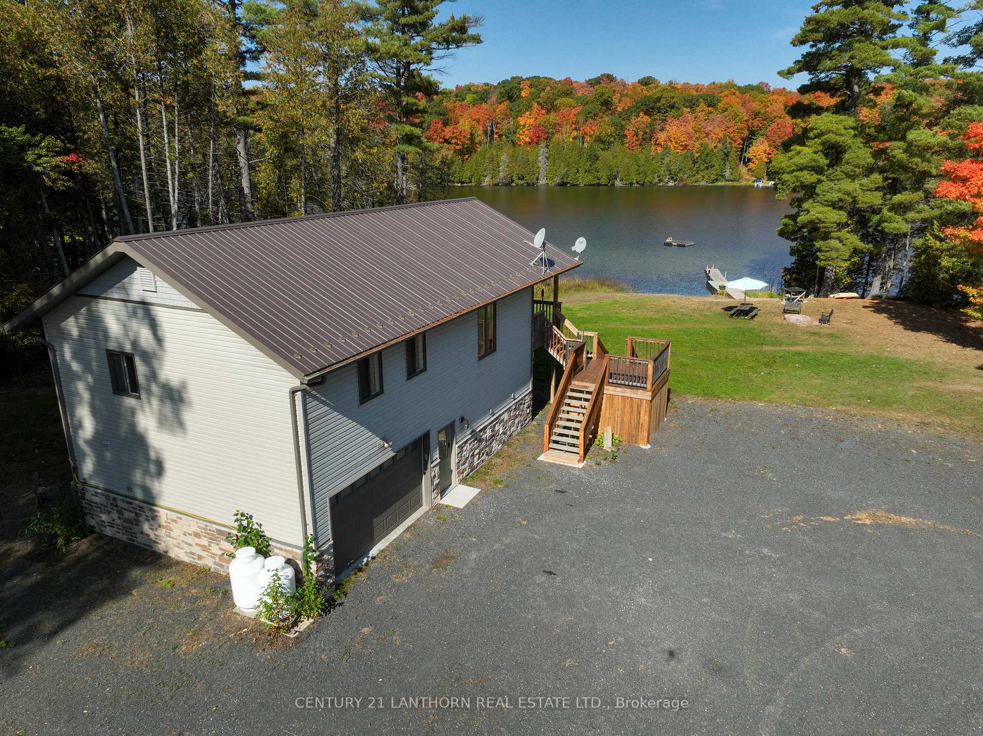 Photo 1 of 1014b Lyons Gate Lane, Frontenac, Frontenac North — HOMEH