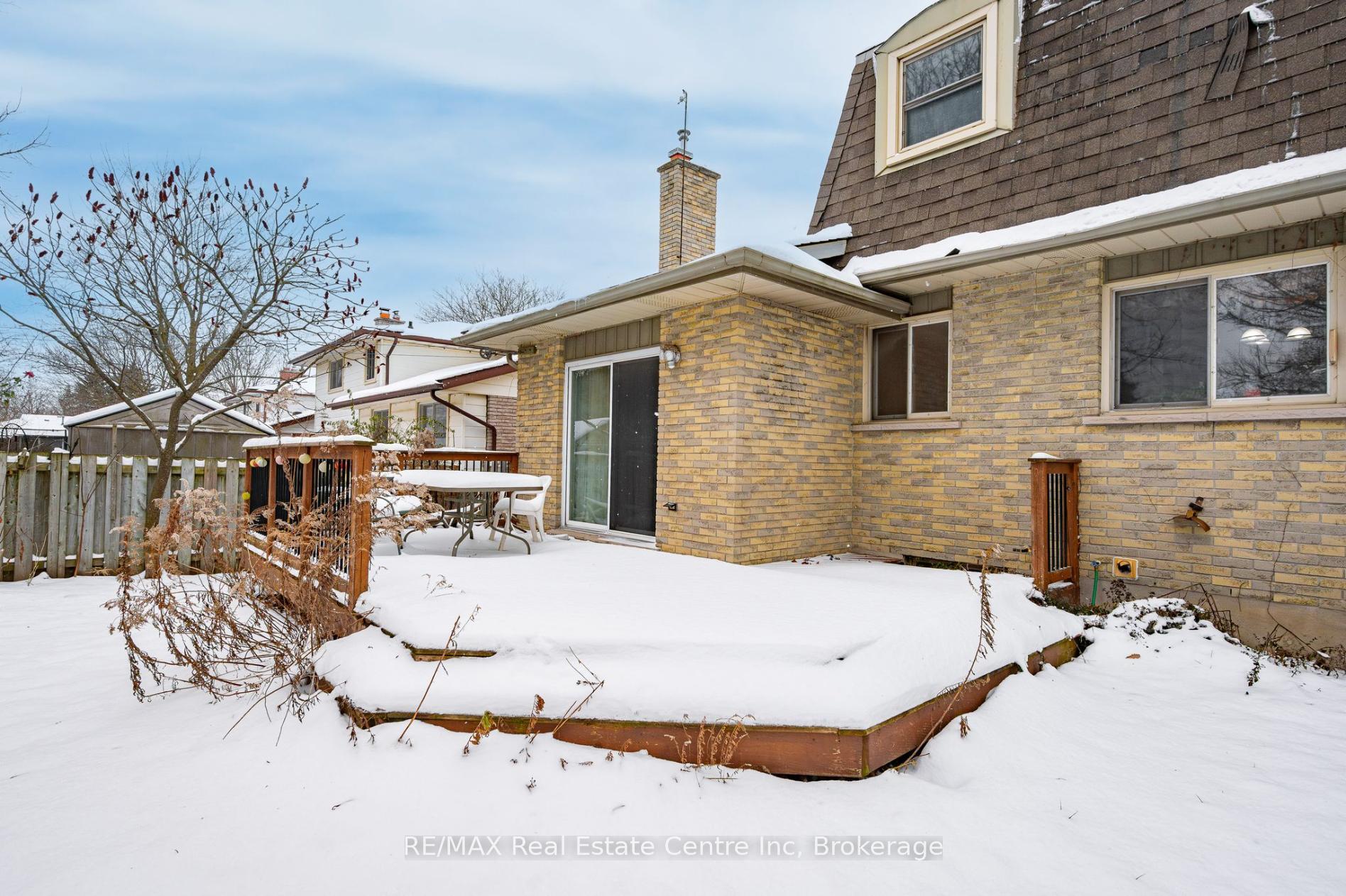 Photo 12 of 71 Keats Crescent, Guelph, Kortright West — HOMEH