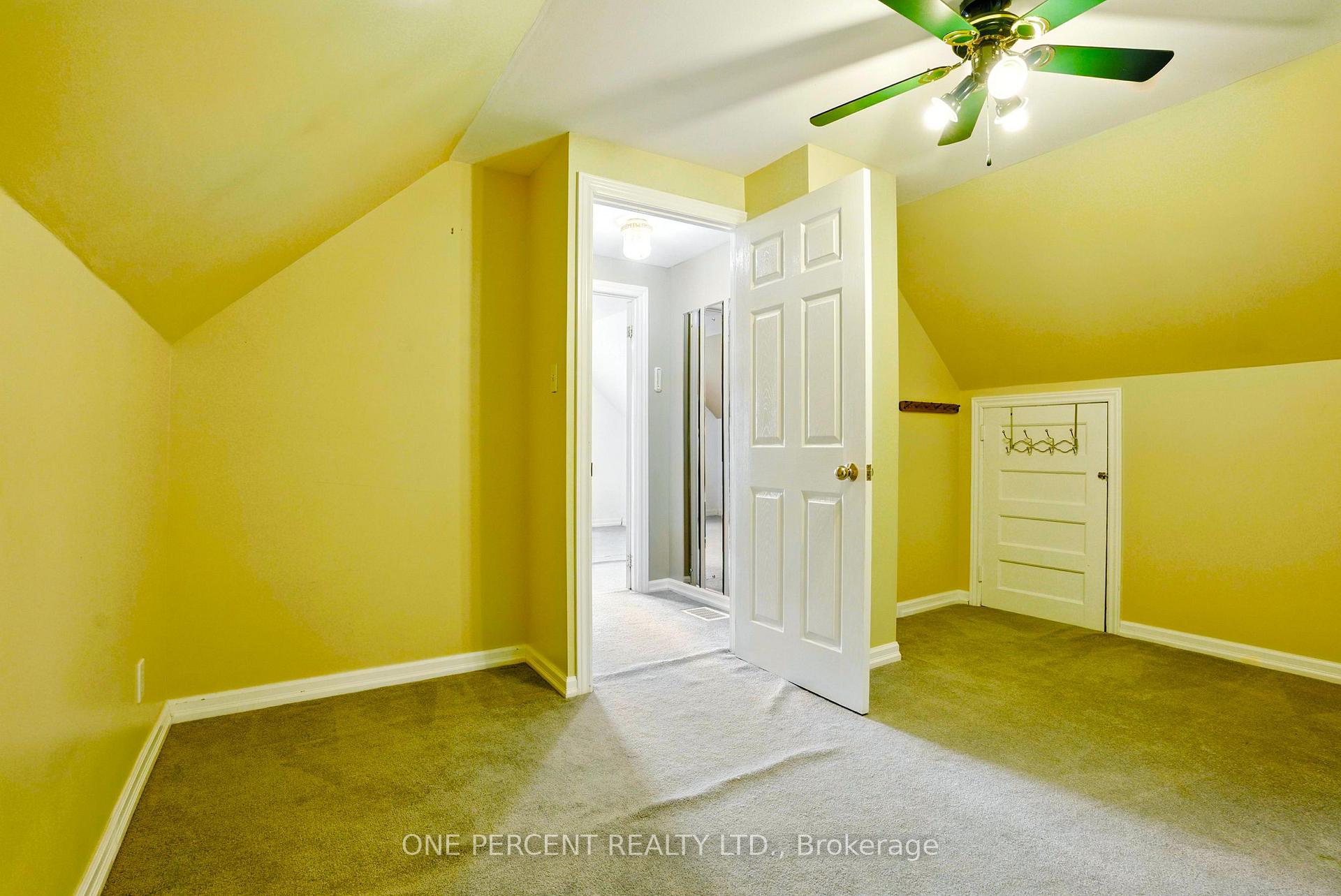 Photo 23 of 284 Anna Avenue, Ottawa, Carlington — HOMEH