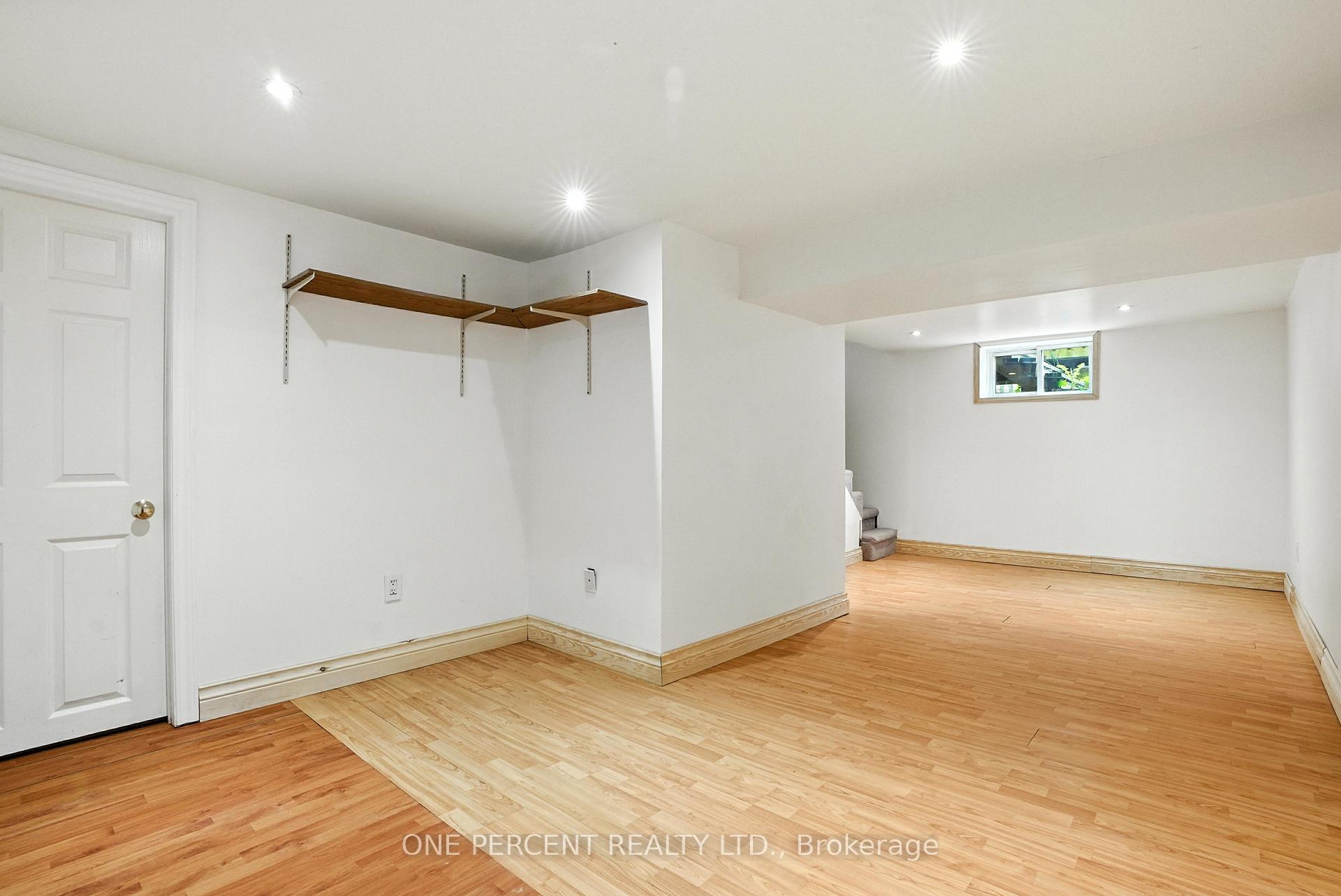 Photo 18 of 284 Anna Avenue, Ottawa, Carlington — HOMEH