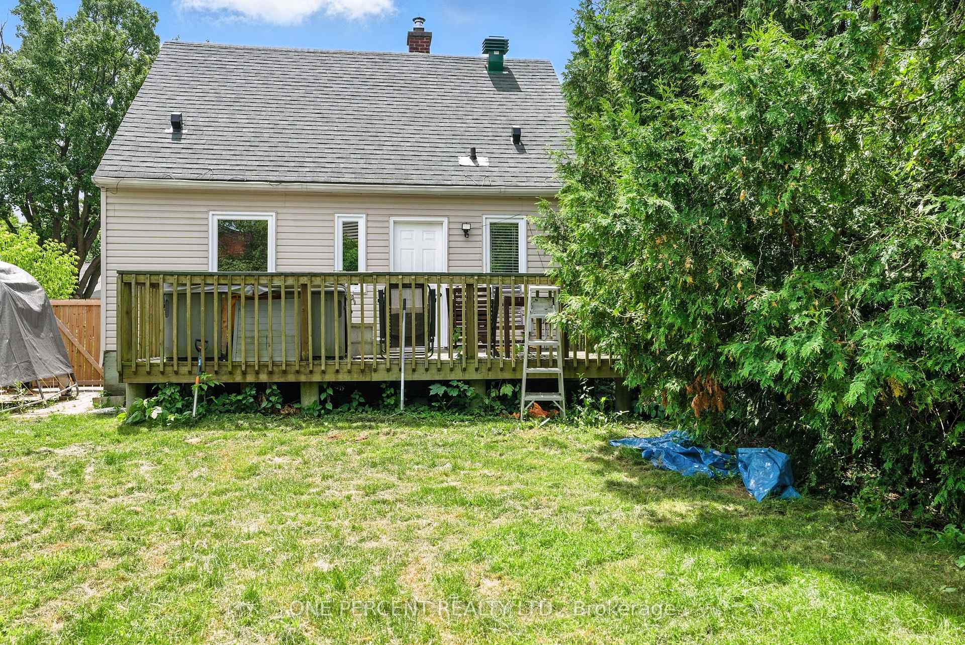 Photo 25 of 284 Anna Avenue, Ottawa, Carlington — HOMEH