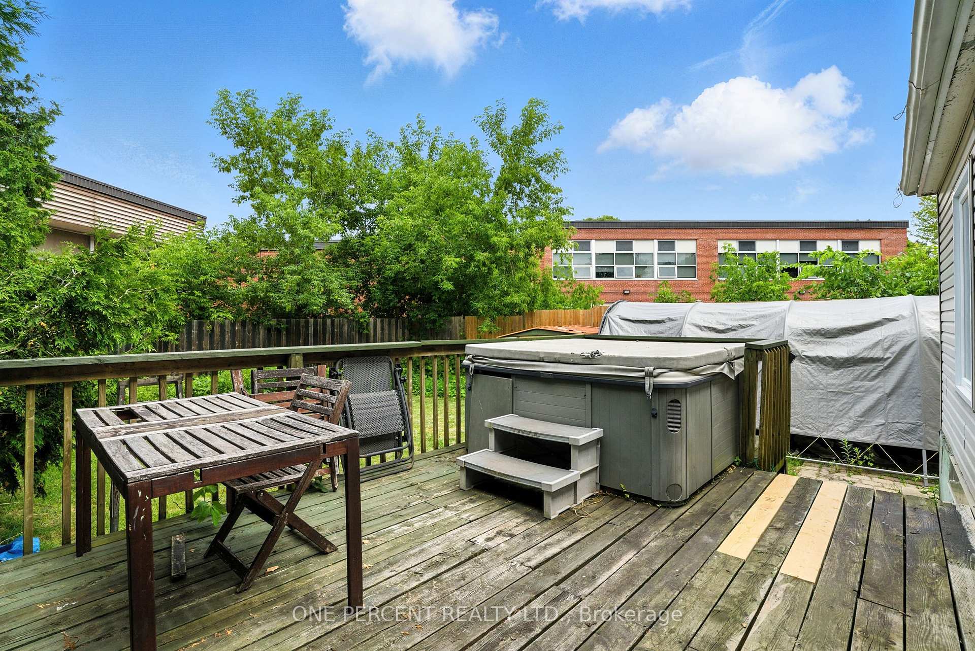 Photo 26 of 284 Anna Avenue, Ottawa, Carlington — HOMEH