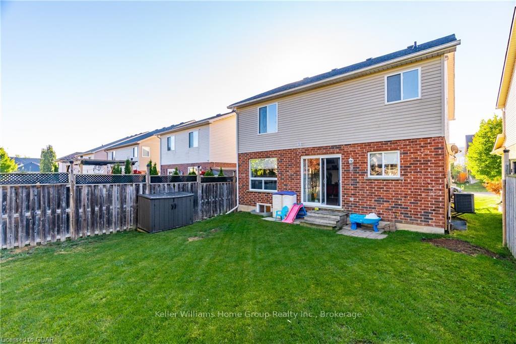 Photo 2 of 40 Pettitt Drive, Guelph, Grange Road — HOMEH