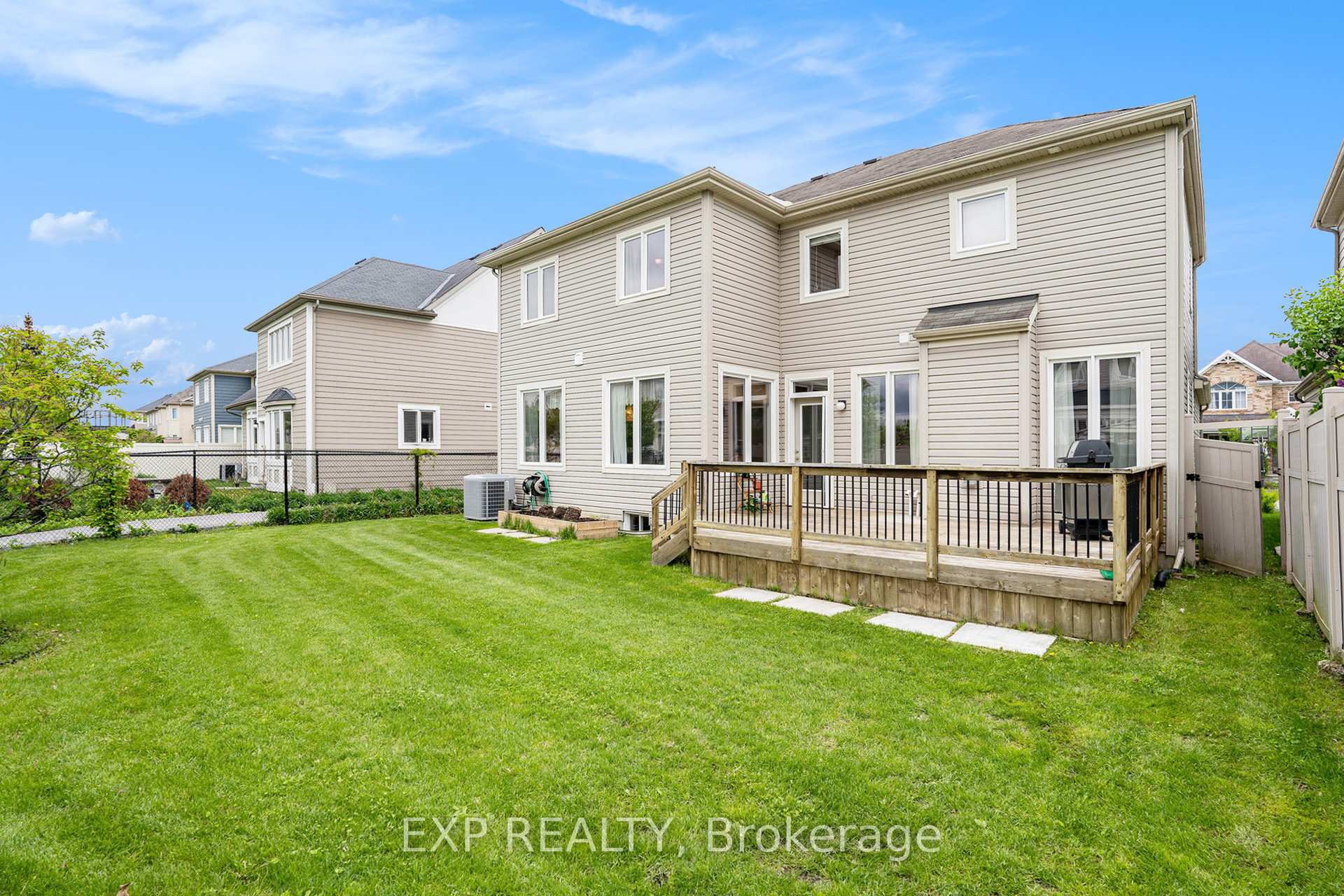 Photo 32 of 2184 Sunset Cove Circle, Ottawa, Barrhaven - Half Moon Bay — HOMEH