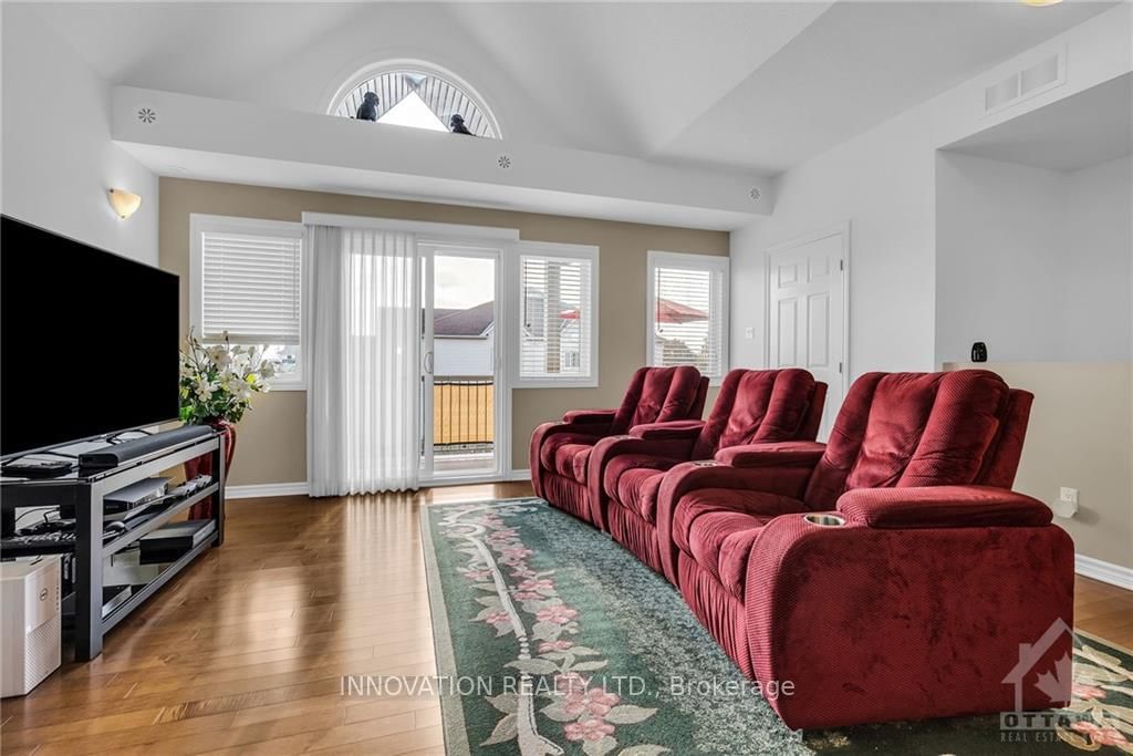 Photo 5 of Unit E, 135 HARTHILL Way E, Ottawa, Barrhaven - Heritage Park — HOMEH