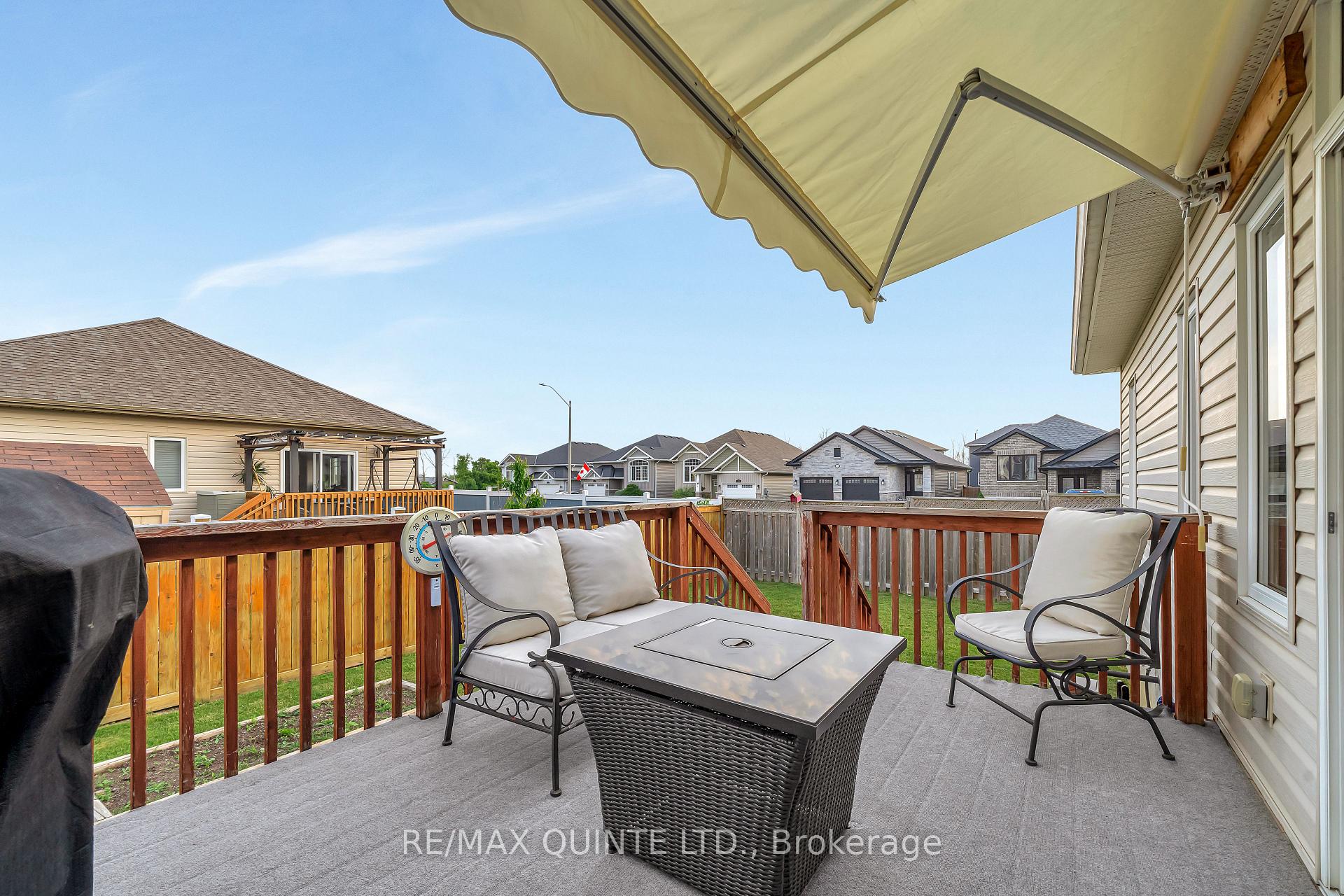 Photo 25 of 25 Walnut Crescent, Belleville, Thurlow Ward — HOMEH