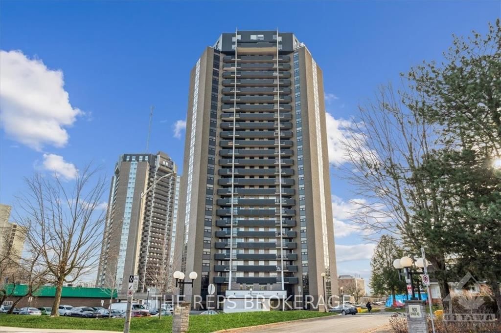 Front of Unit 2001, 900 DYNES Rd