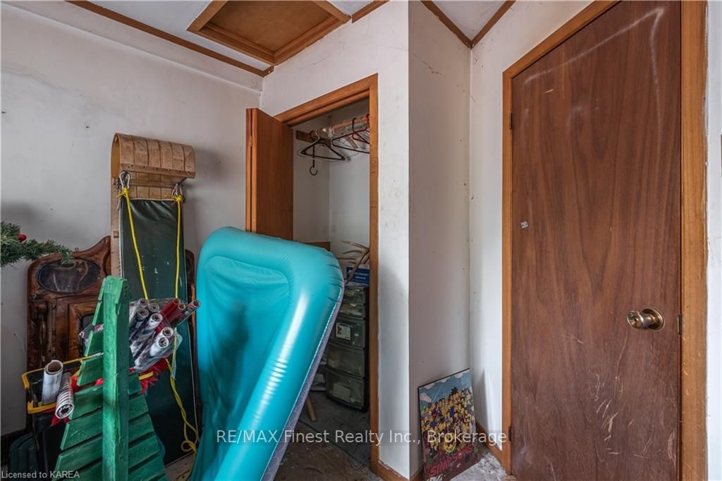 Photo 17 of 5542 Perth Road Crescent, Frontenac, Frontenac South — HOMEH