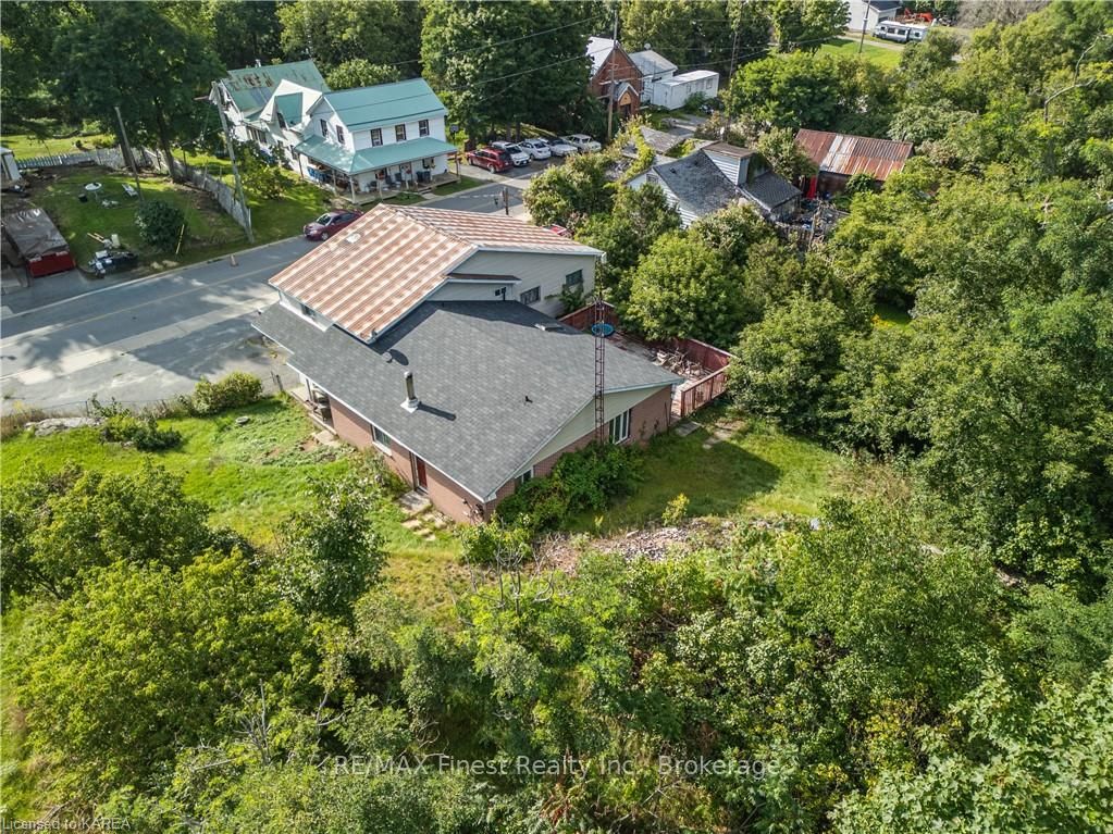Photo 33 of 5542 Perth Road Crescent, Frontenac, Frontenac South — HOMEH