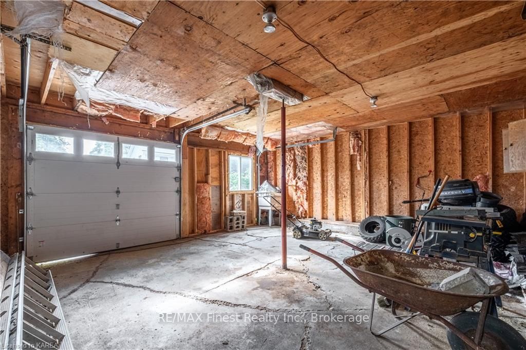 Photo 27 of 5542 Perth Road Crescent, Frontenac, Frontenac South — HOMEH