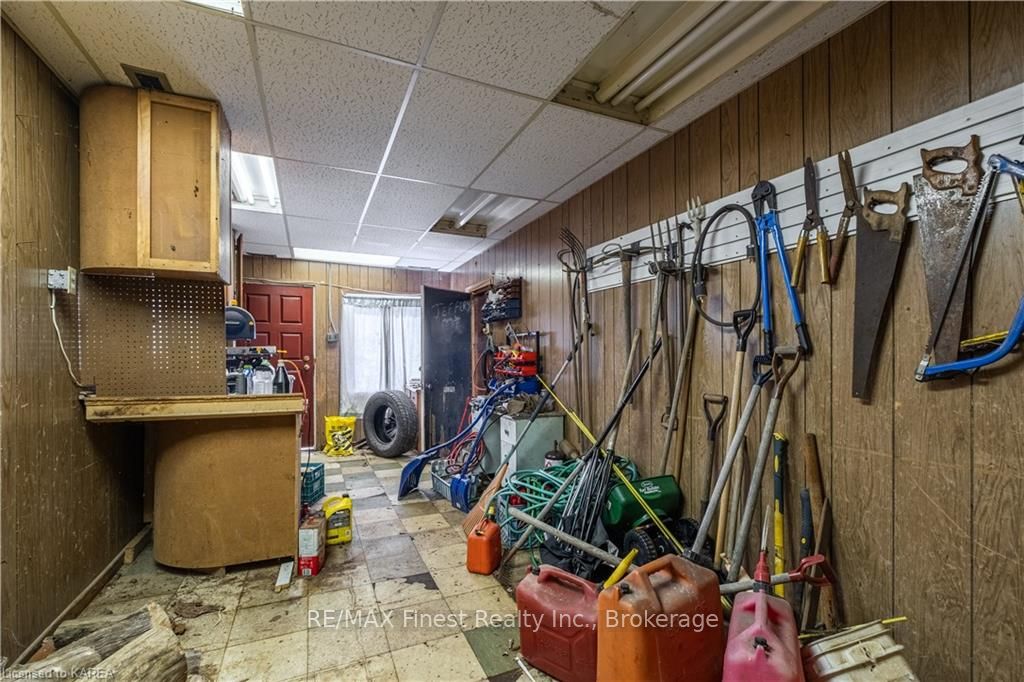 Photo 28 of 5542 Perth Road Crescent, Frontenac, Frontenac South — HOMEH