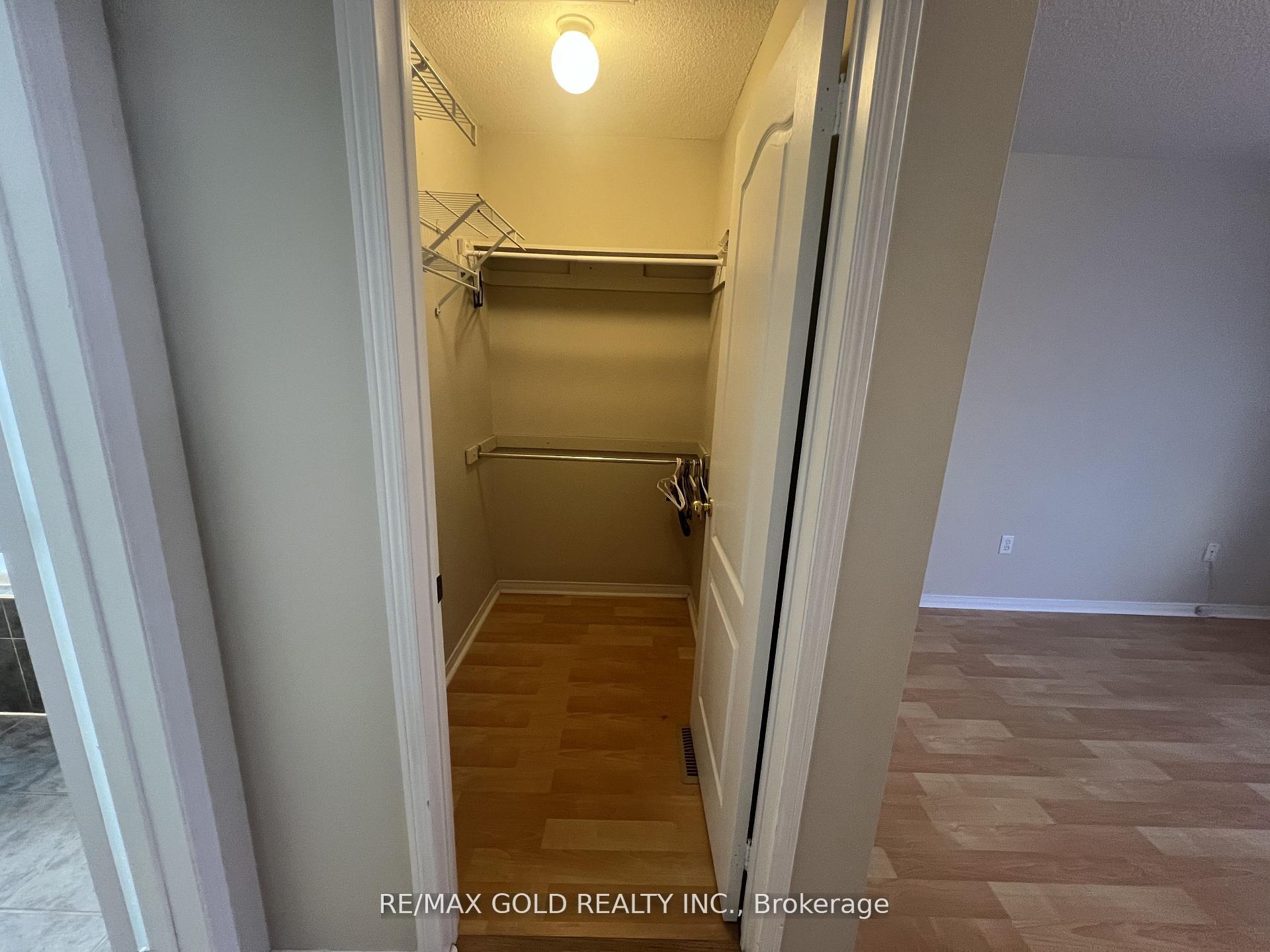 Photo 11 of Unit Upper, 32 Earlsbridge Boulevard, Brampton, Fletcher's Meadow — HOMEH