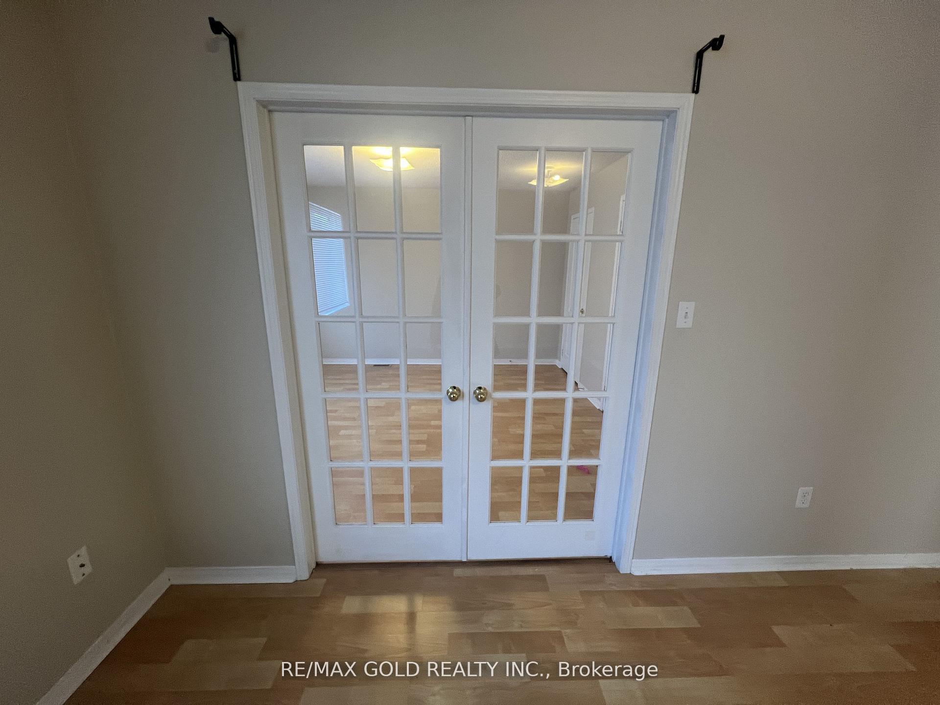Photo 12 of Unit Upper, 32 Earlsbridge Boulevard, Brampton, Fletcher's Meadow — HOMEH